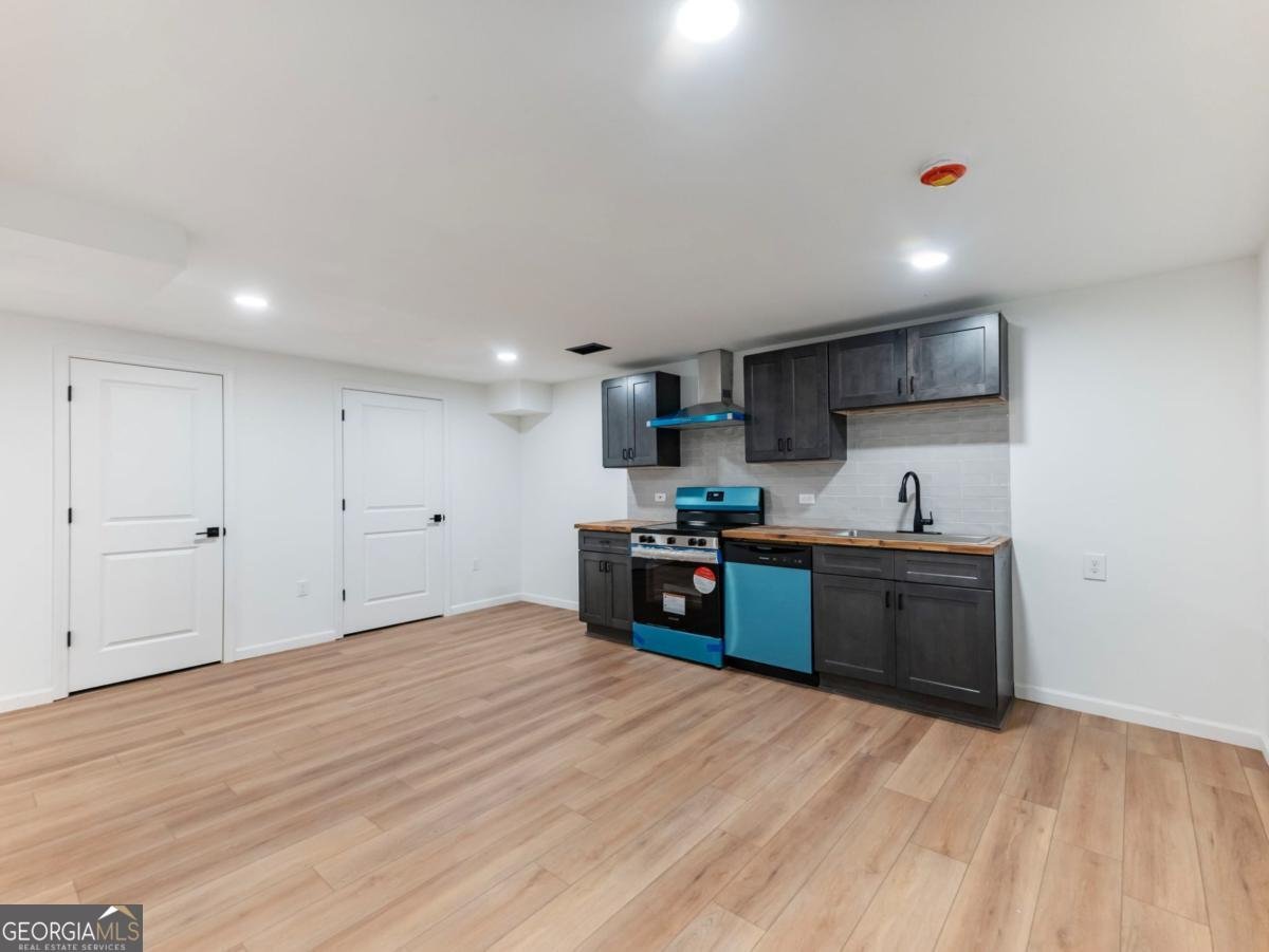 1328 Jefferson Highway Winder - 42