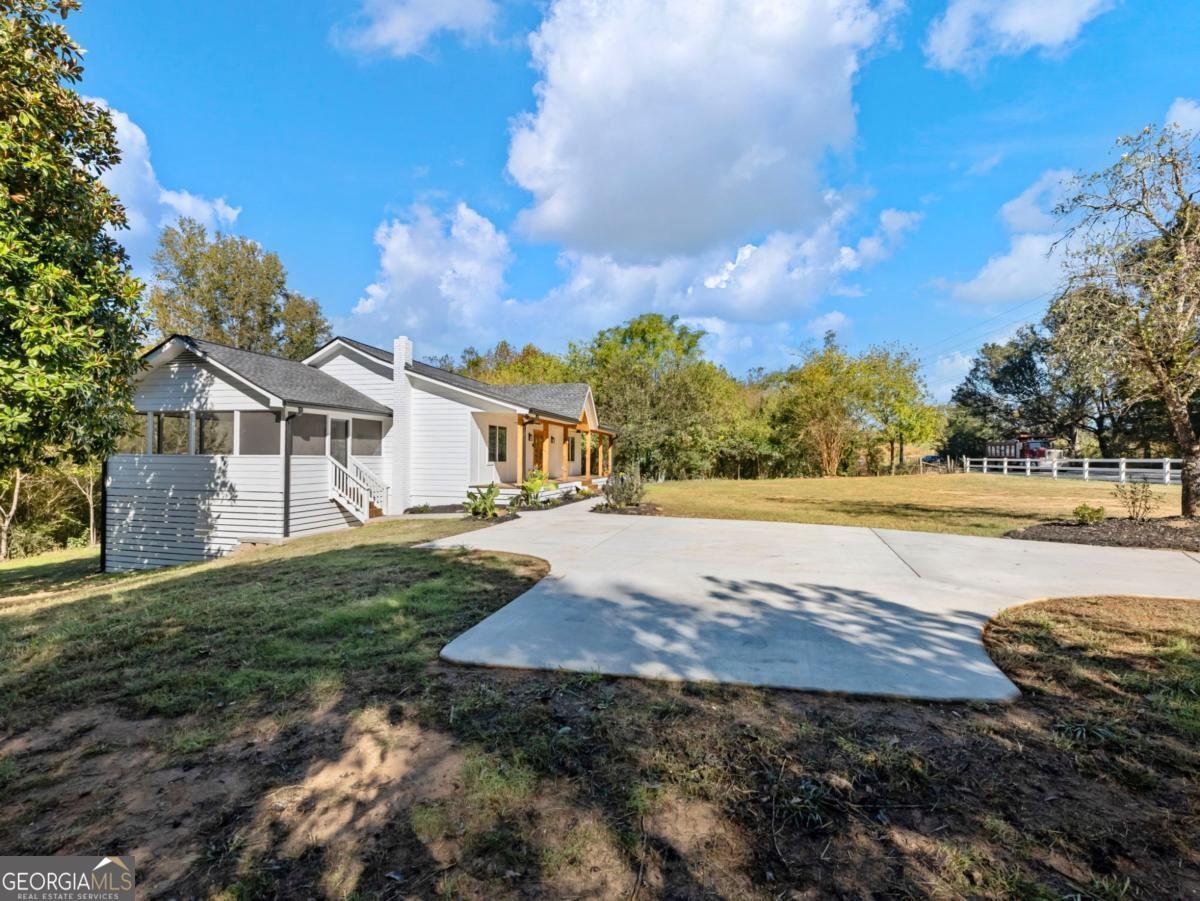1328 Jefferson Highway Winder - 55