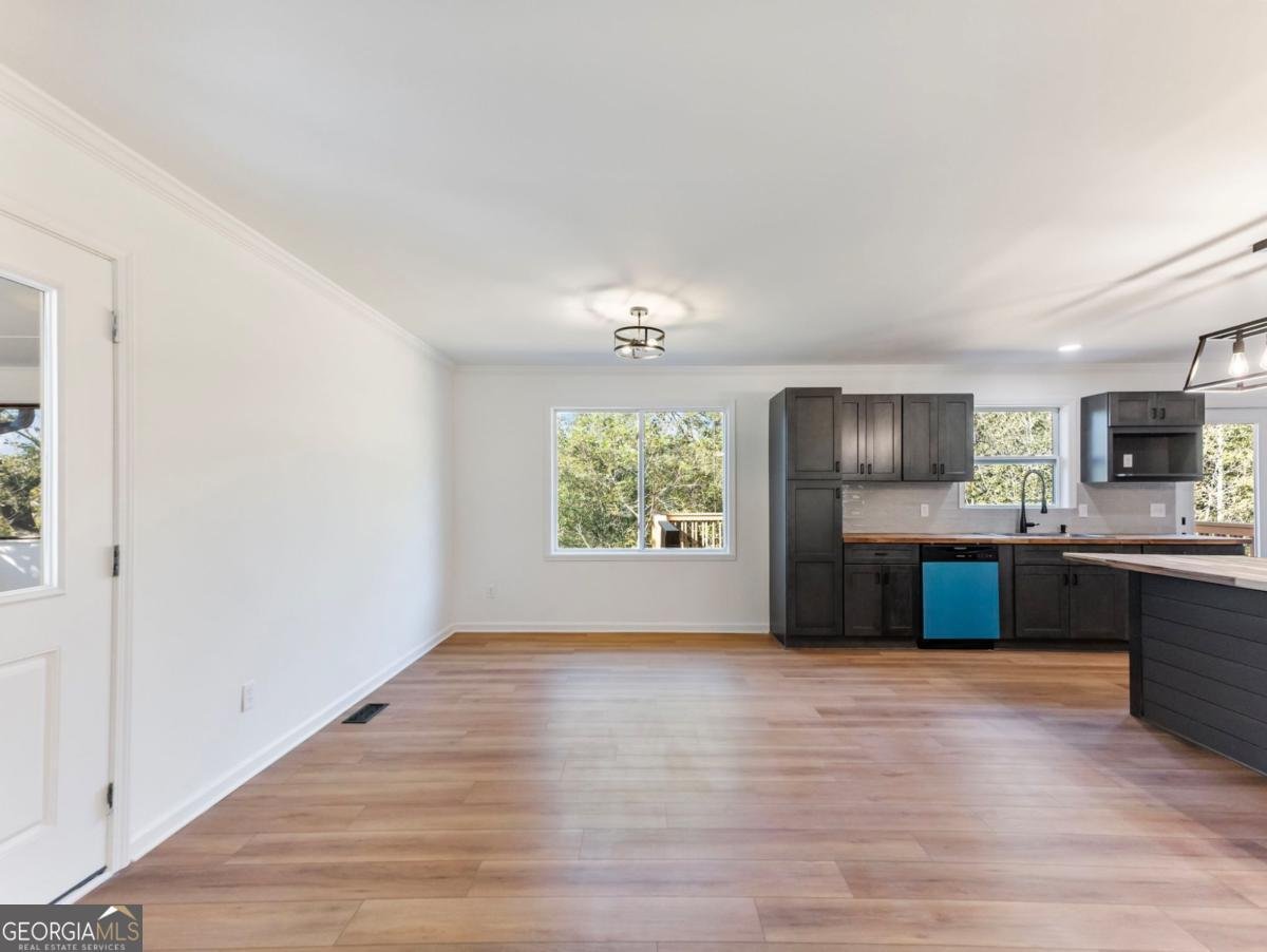 1328 Jefferson Highway Winder - 7