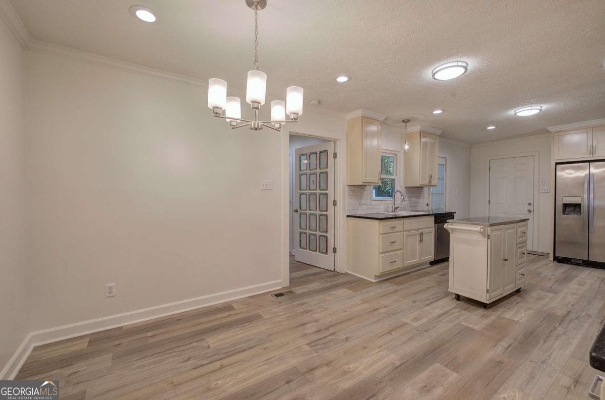 211 Alfred Avenue Rome - 2