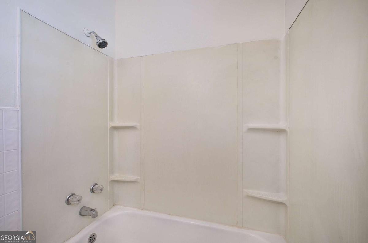 211 Alfred Avenue Rome - 20