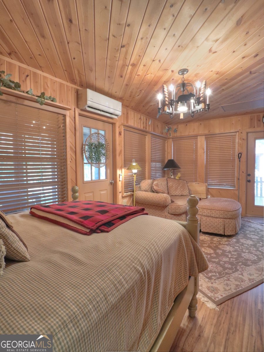 90 Campfire Drive Cleveland - 1