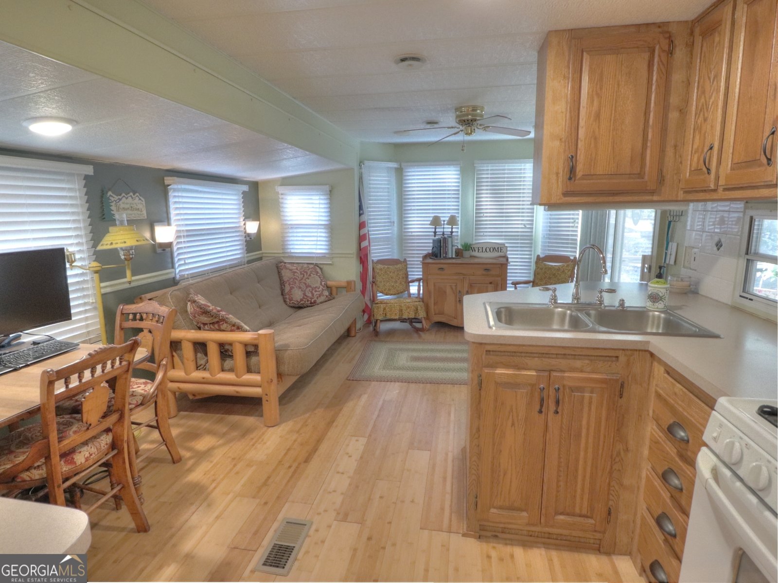 90 Campfire Drive Cleveland - 14