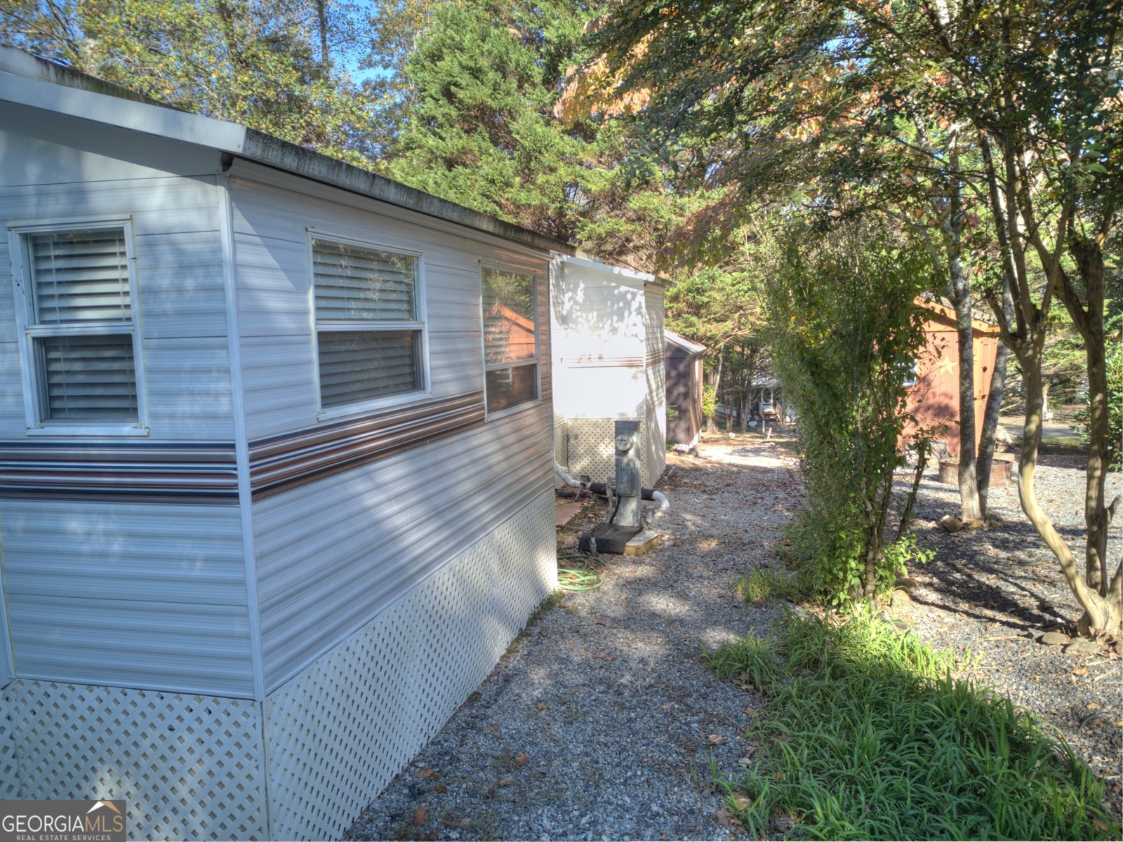 90 Campfire Drive Cleveland - 24