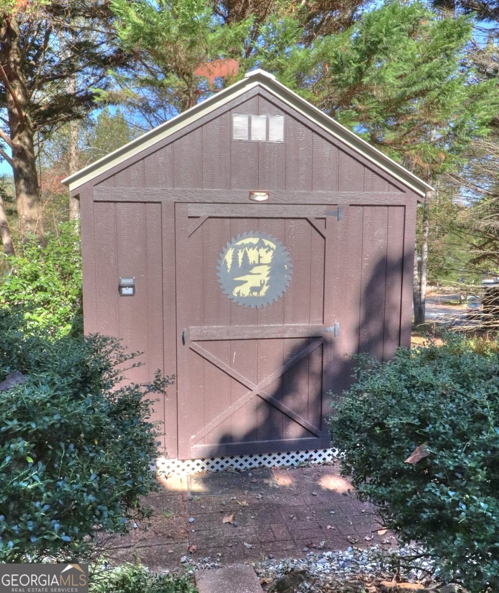 90 Campfire Drive Cleveland - 7