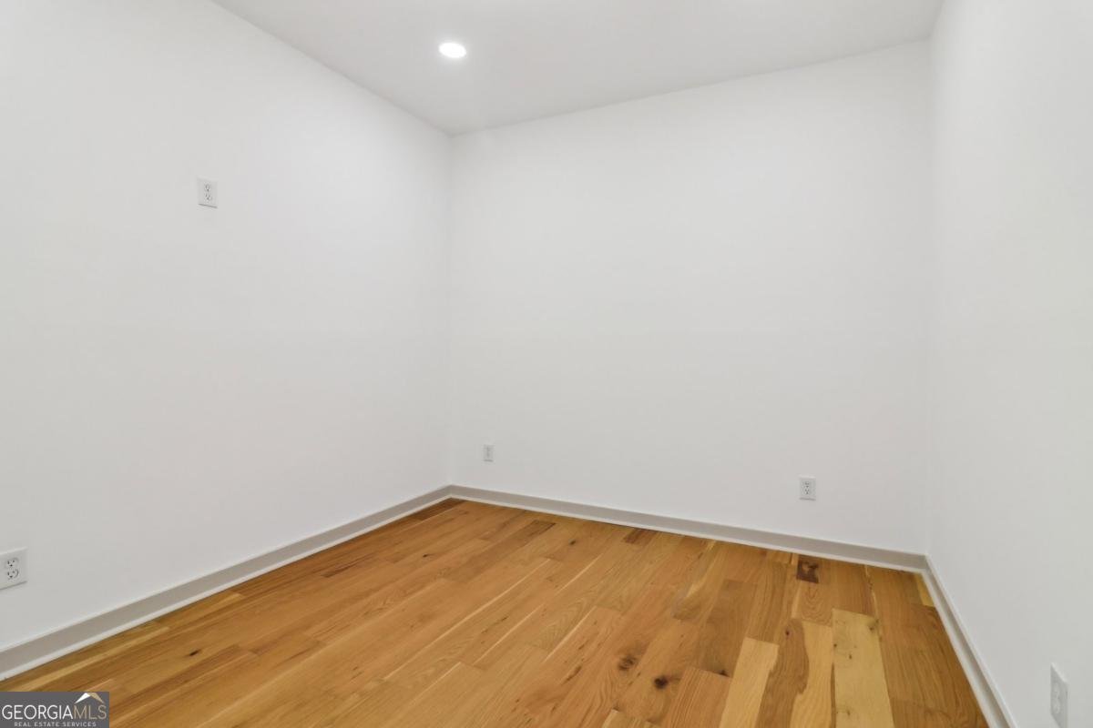 1129 Victory Drive Atlanta - 17