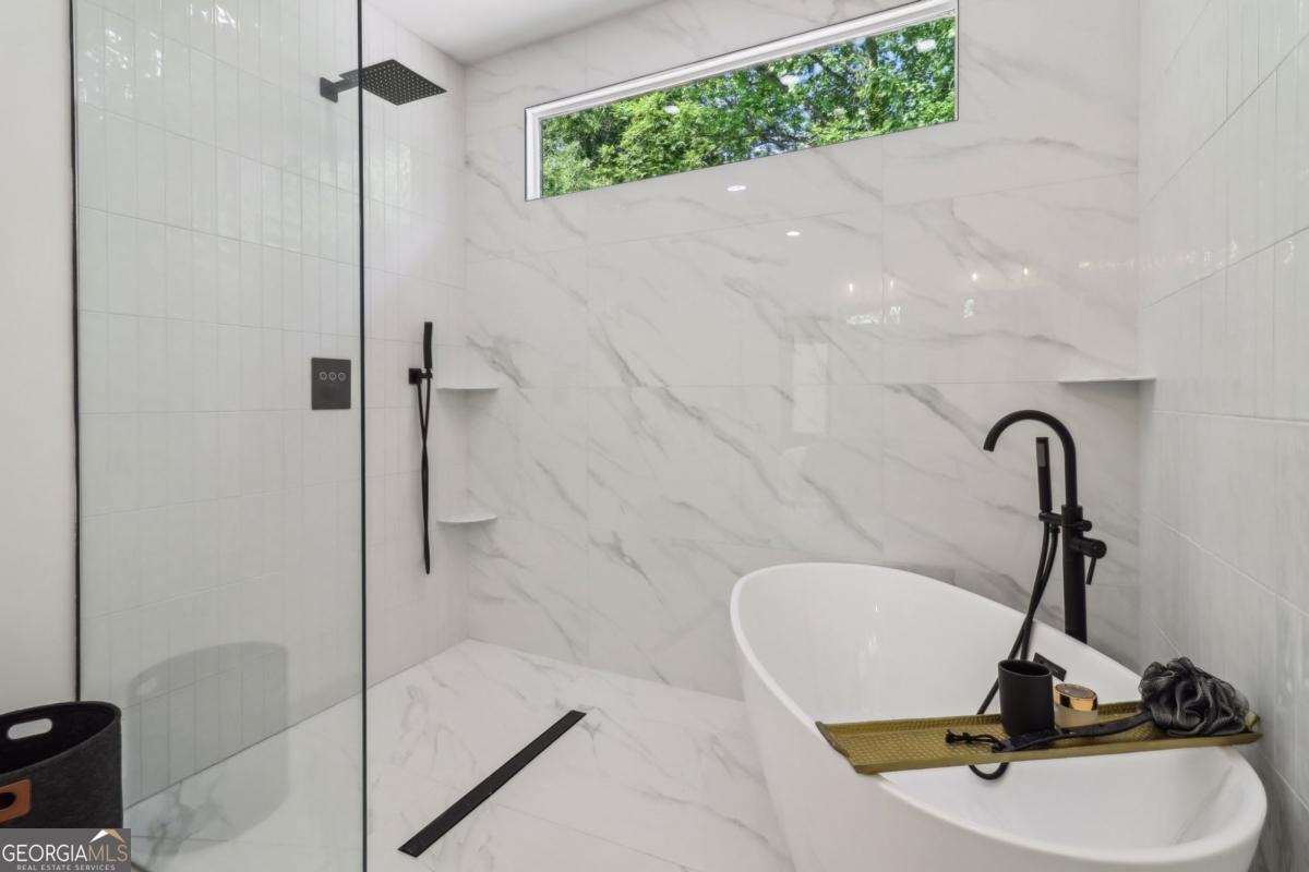 1129 Victory Drive Atlanta - 6