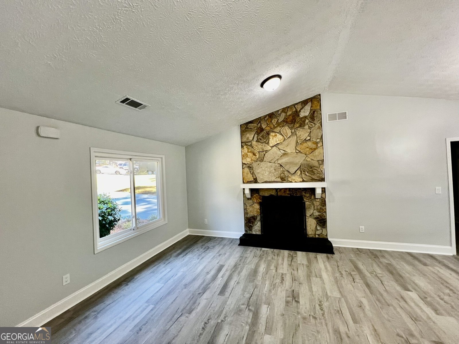 723 Inland Way Lilburn - 3