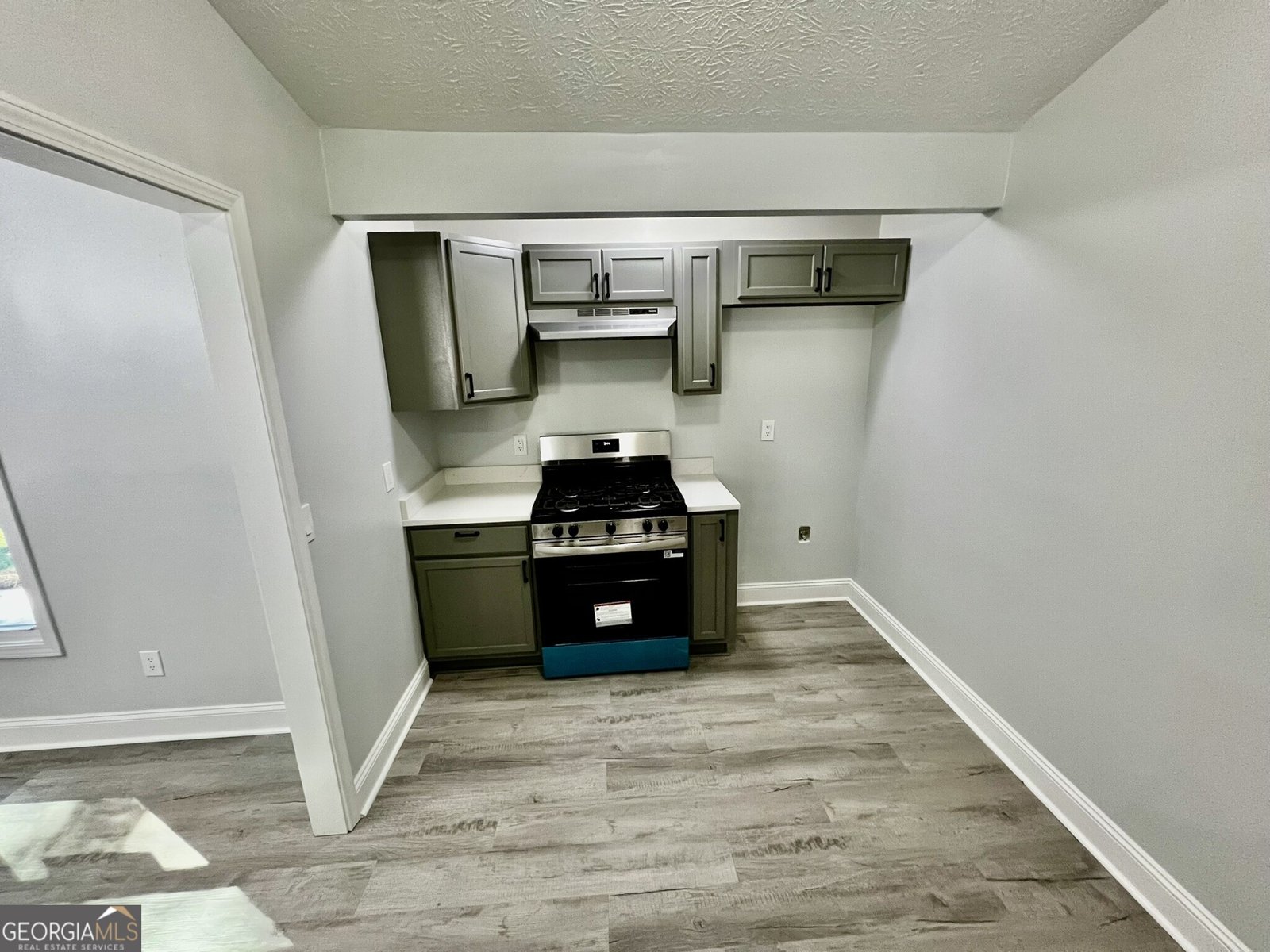 723 Inland Way Lilburn - 4