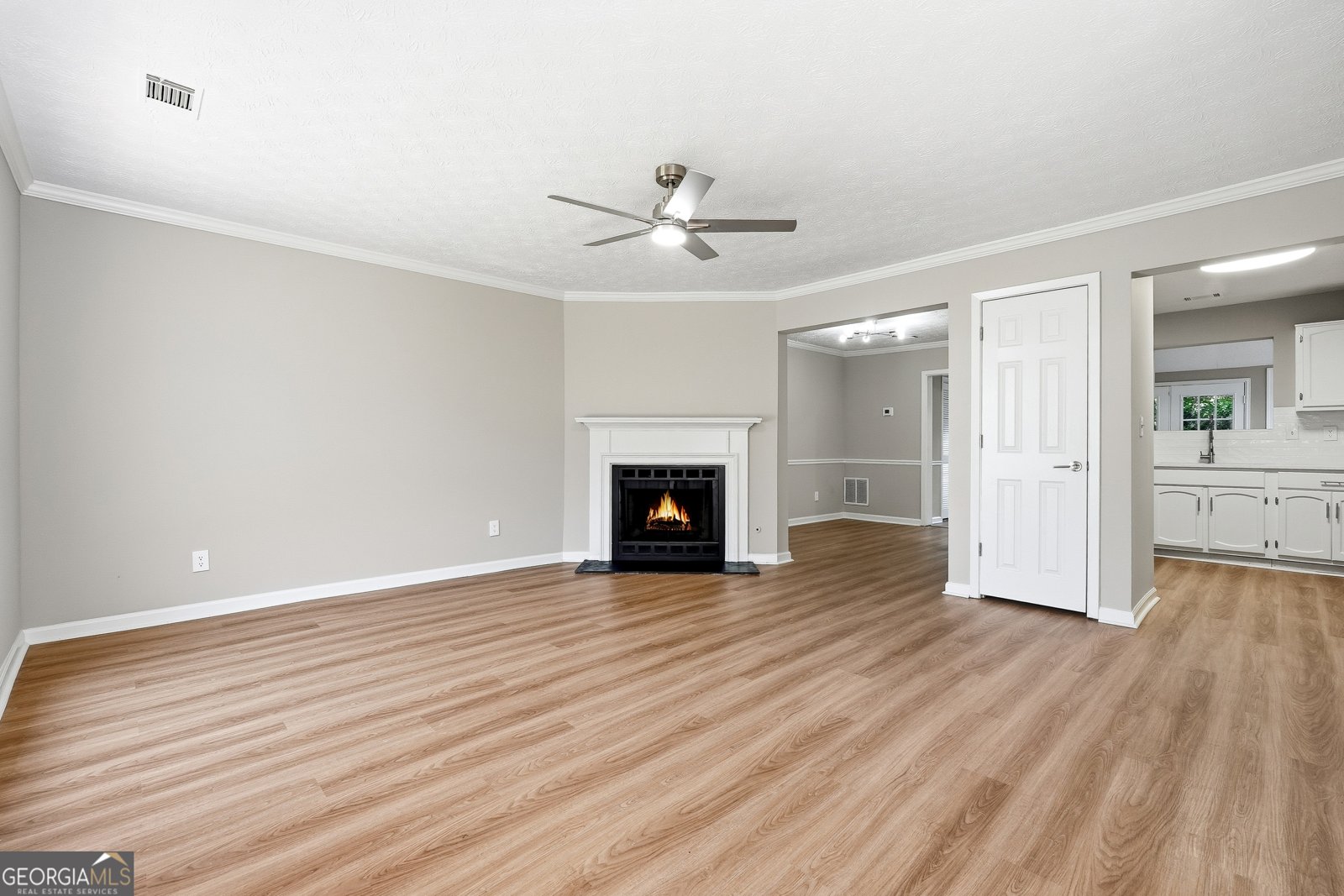5651 Wells Circle Stone Mountain - 2