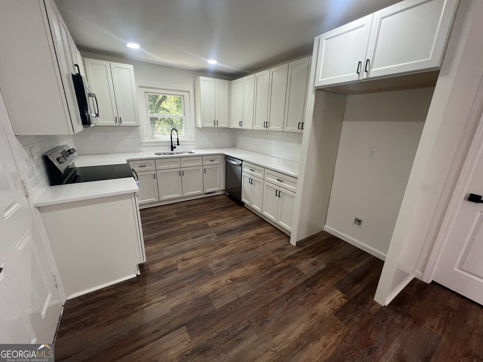 706 Jones Mill Road Cartersville - 27