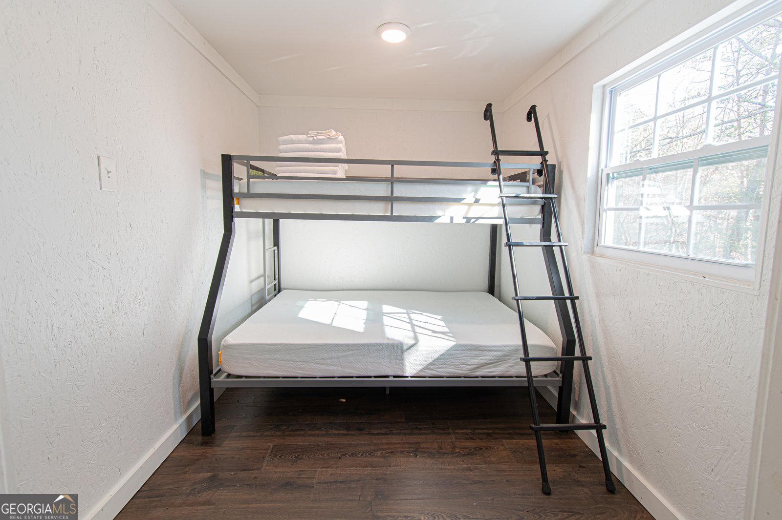 250 Nottingham Way Fairmount - 24