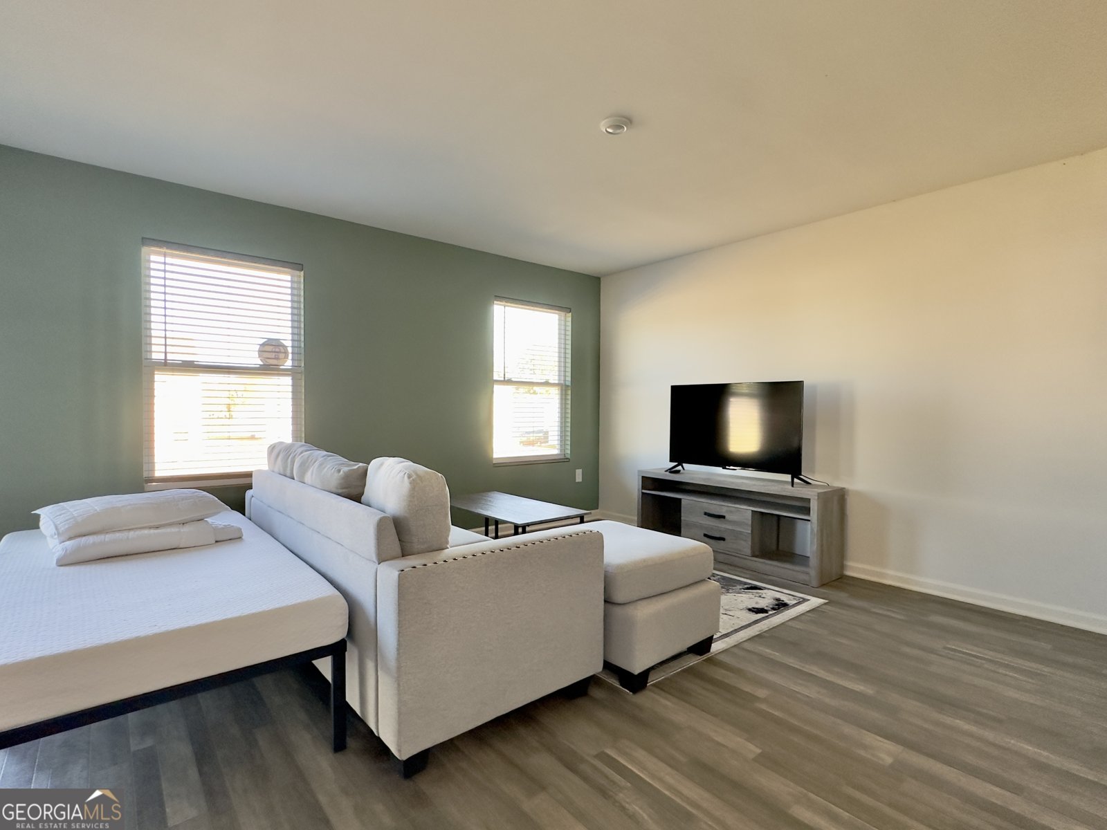 128 Oxford Lane Kingston - 10