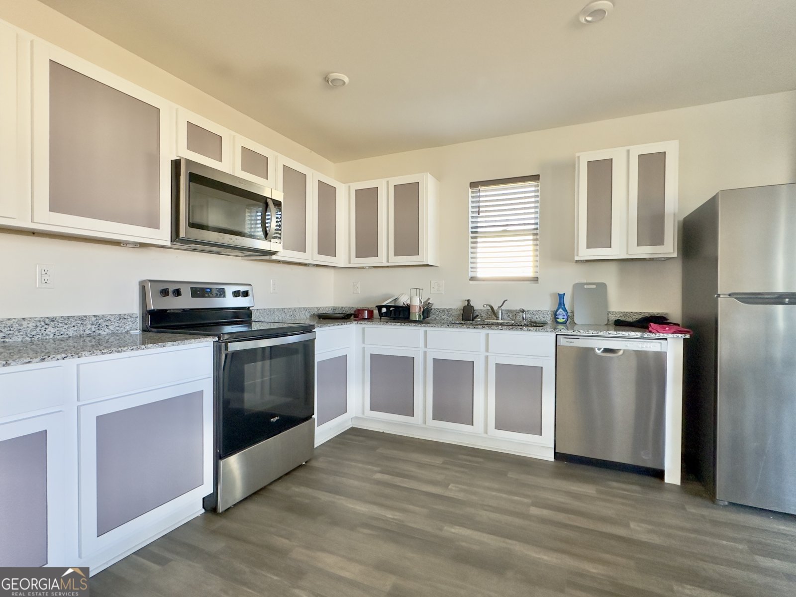 128 Oxford Lane Kingston - 17