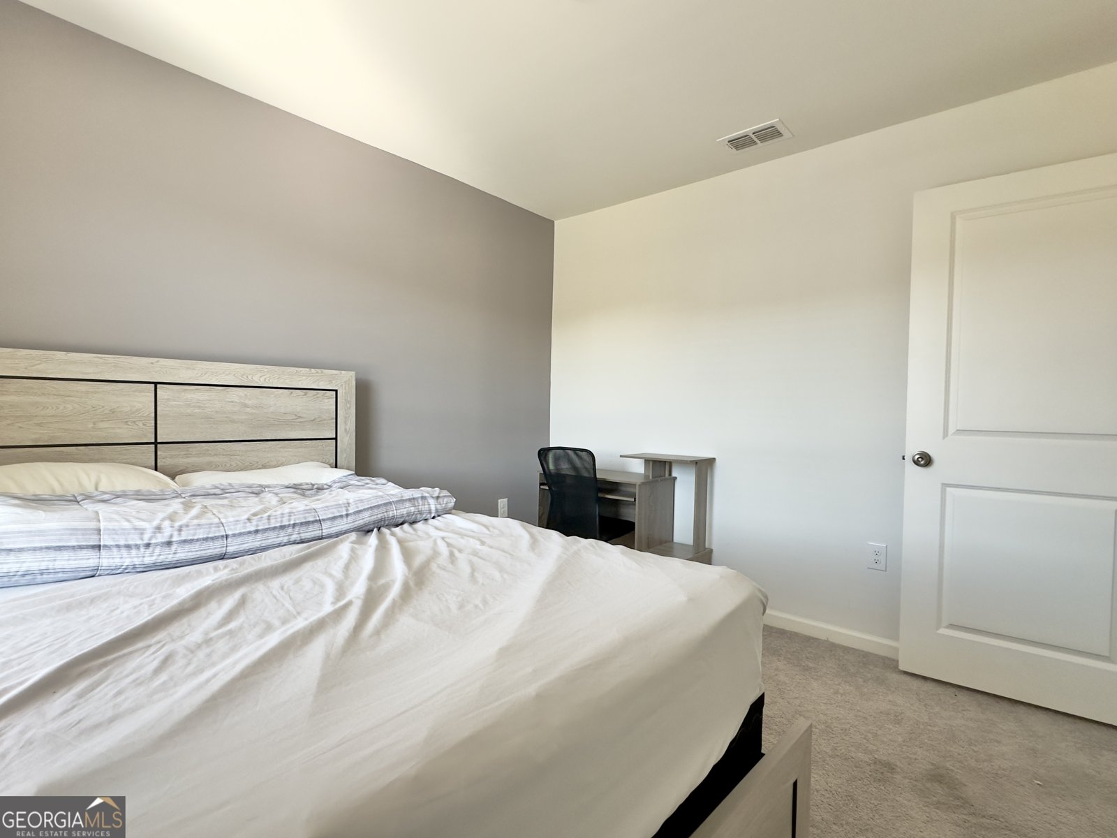 128 Oxford Lane Kingston - 19