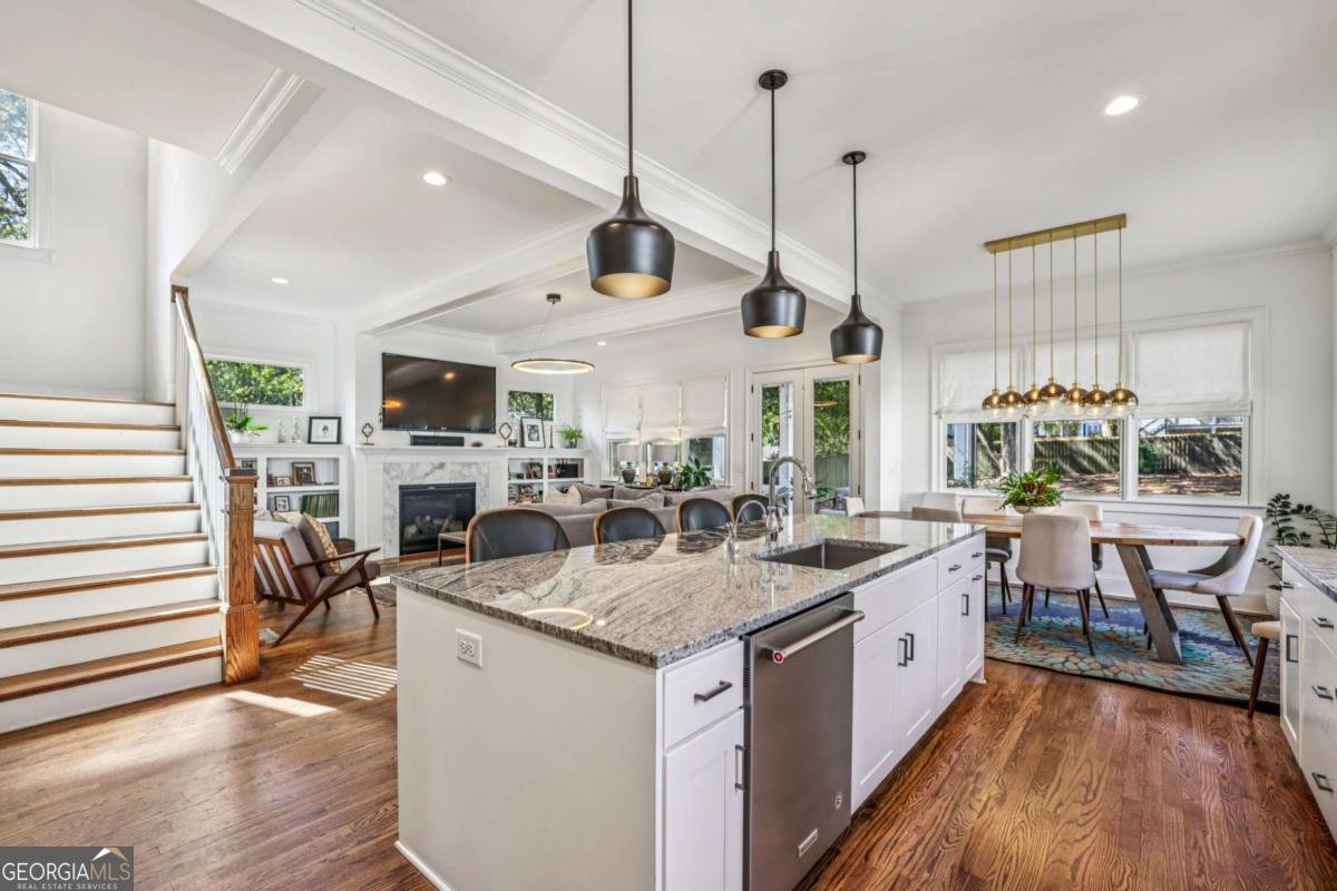 218 Rockyford Road Atlanta - 23