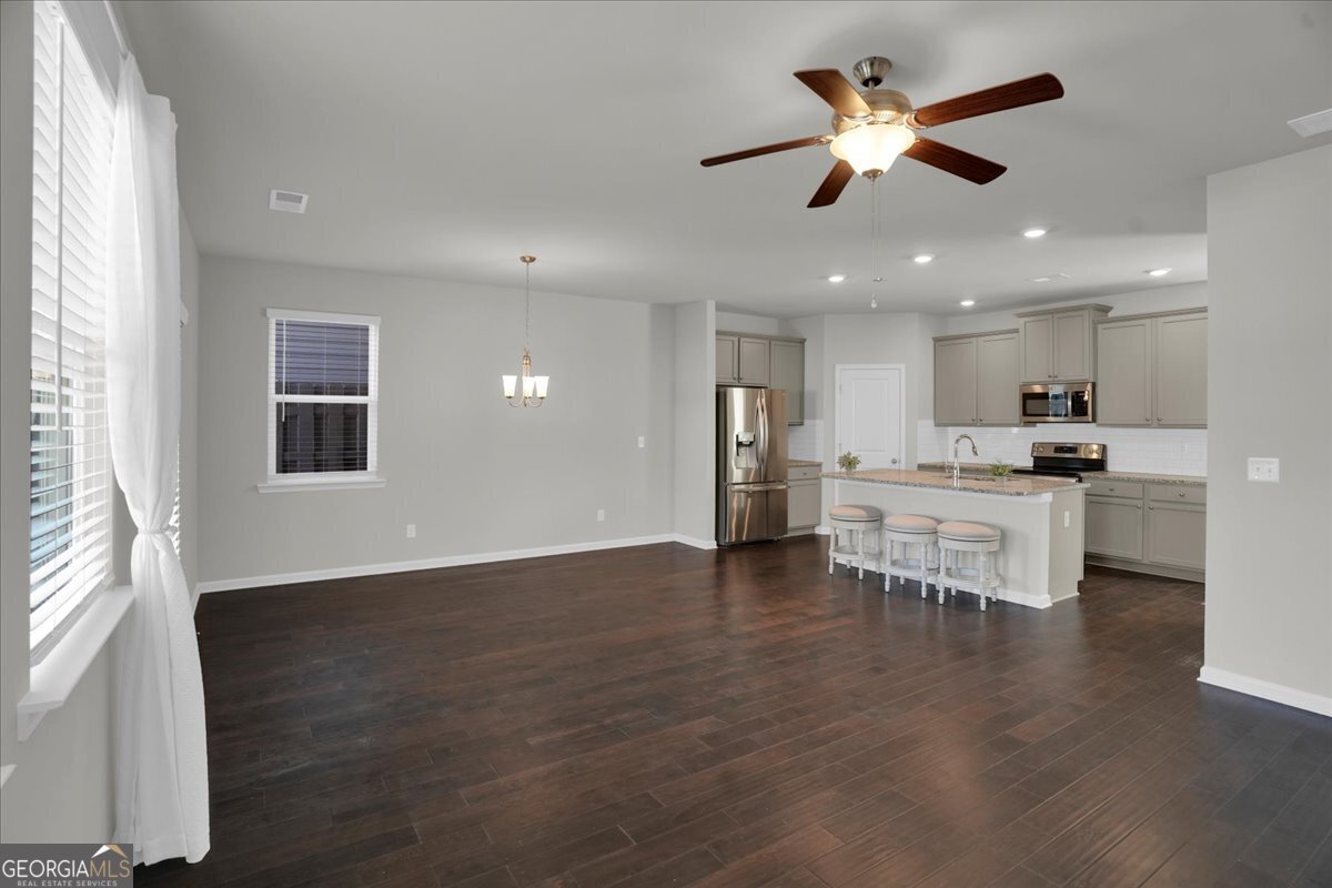 1506 Ashbrooke Trace Drive Stone Mountain - 2