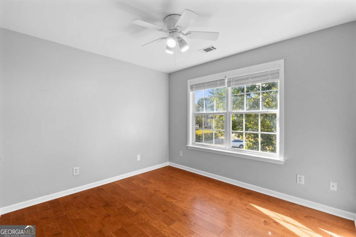998 Mitford Lane Dacula - 27
