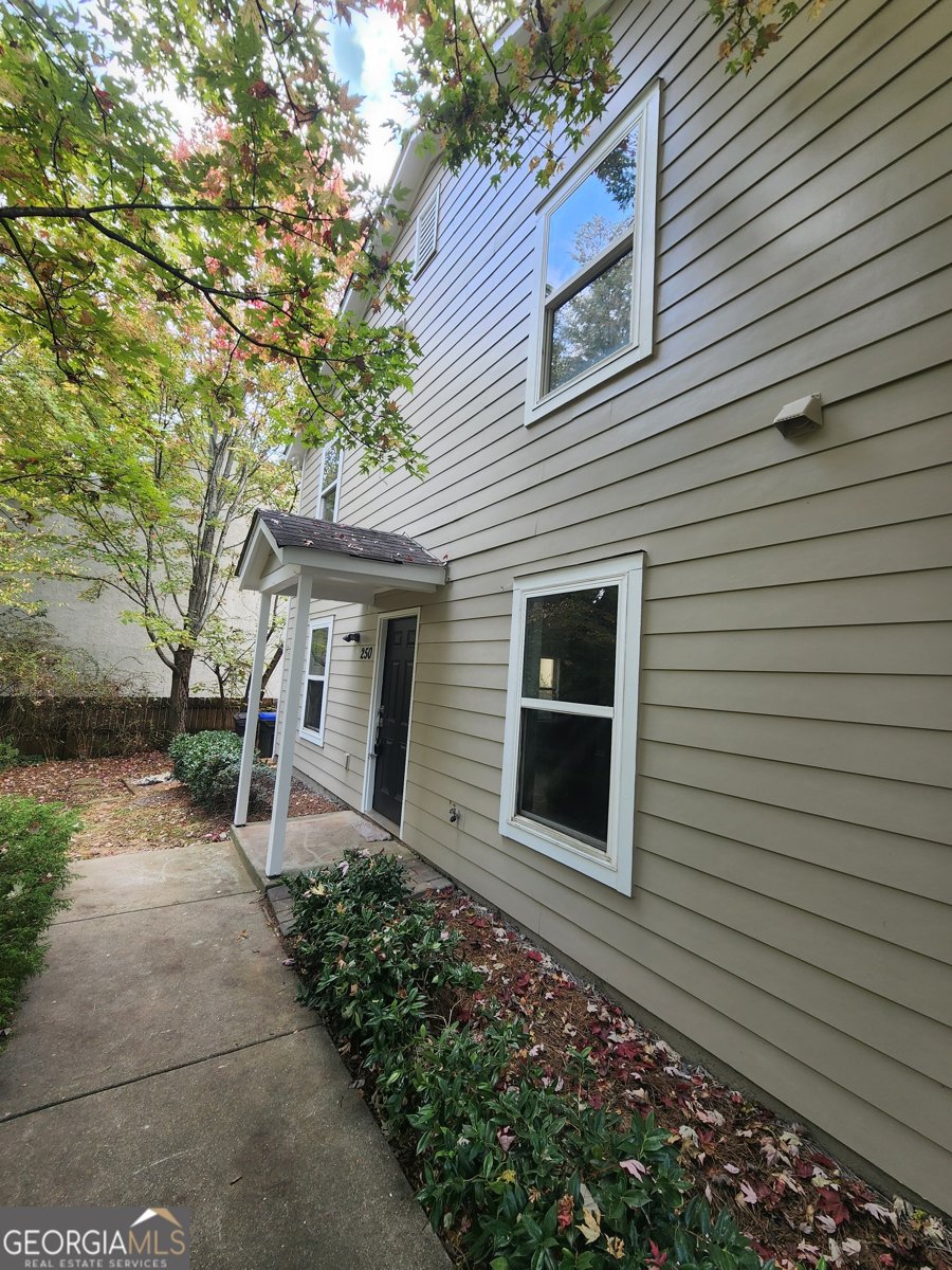 250 Blessing Way Roswell - 3