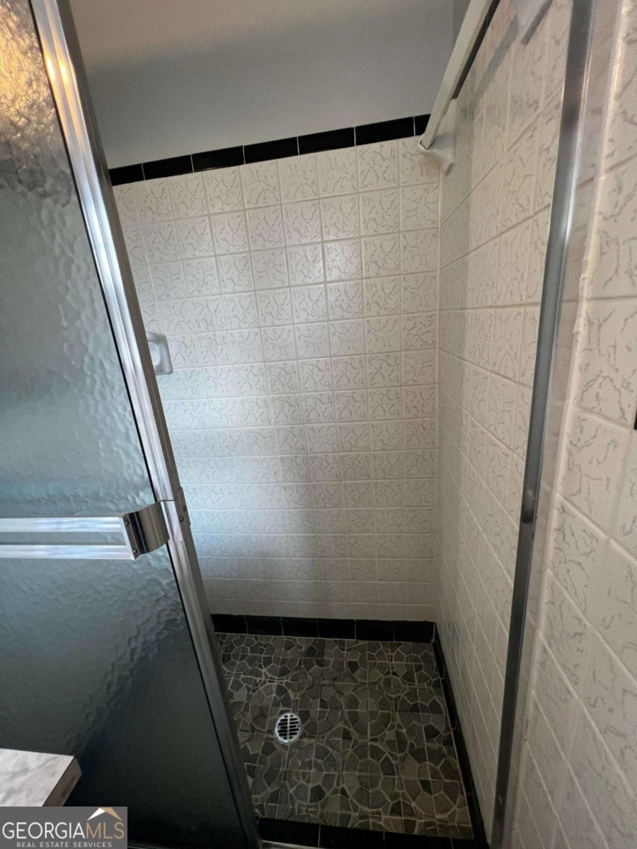 3909 Summit Drive Douglasville - 23