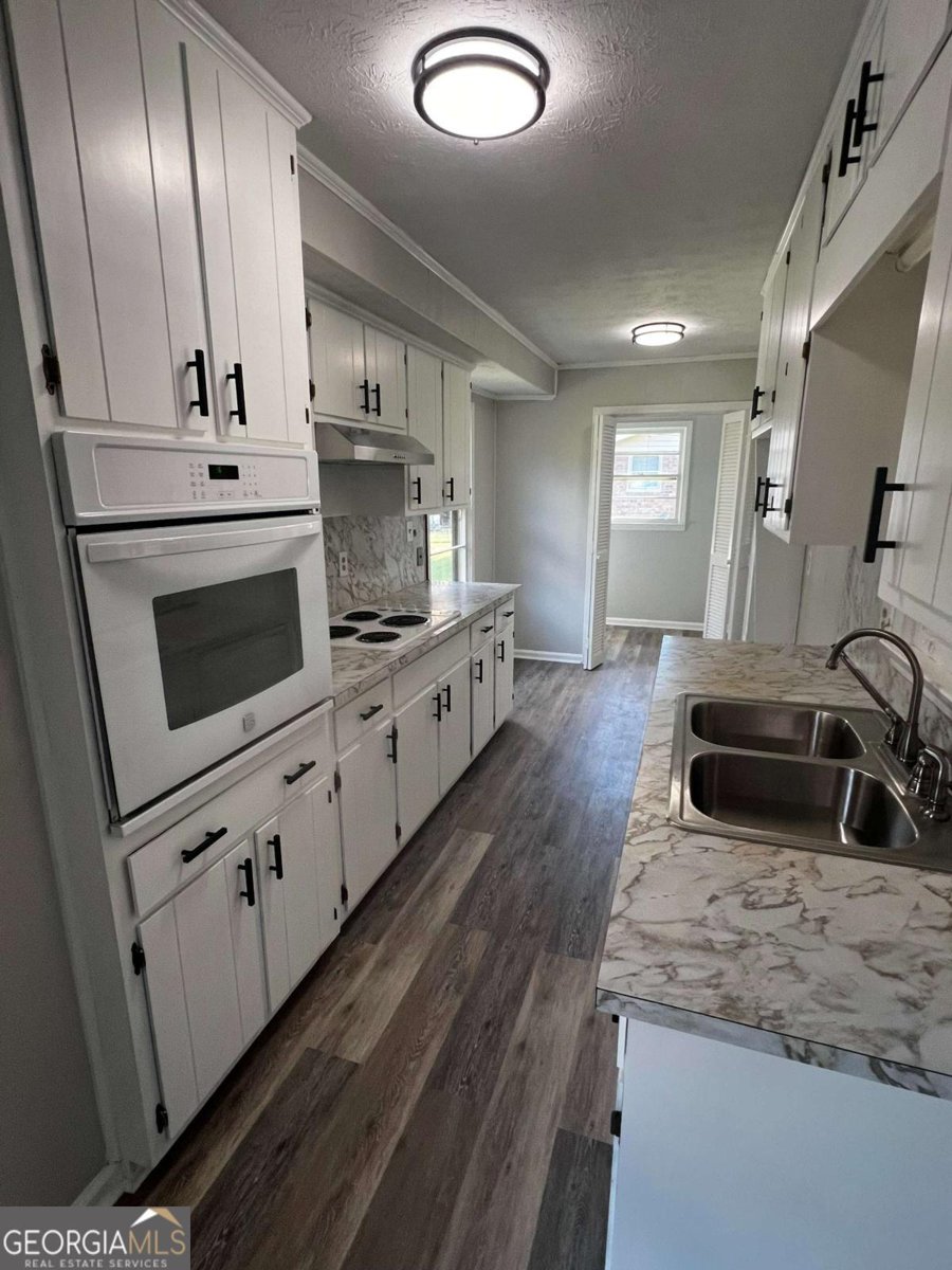 3909 Summit Drive Douglasville - 24