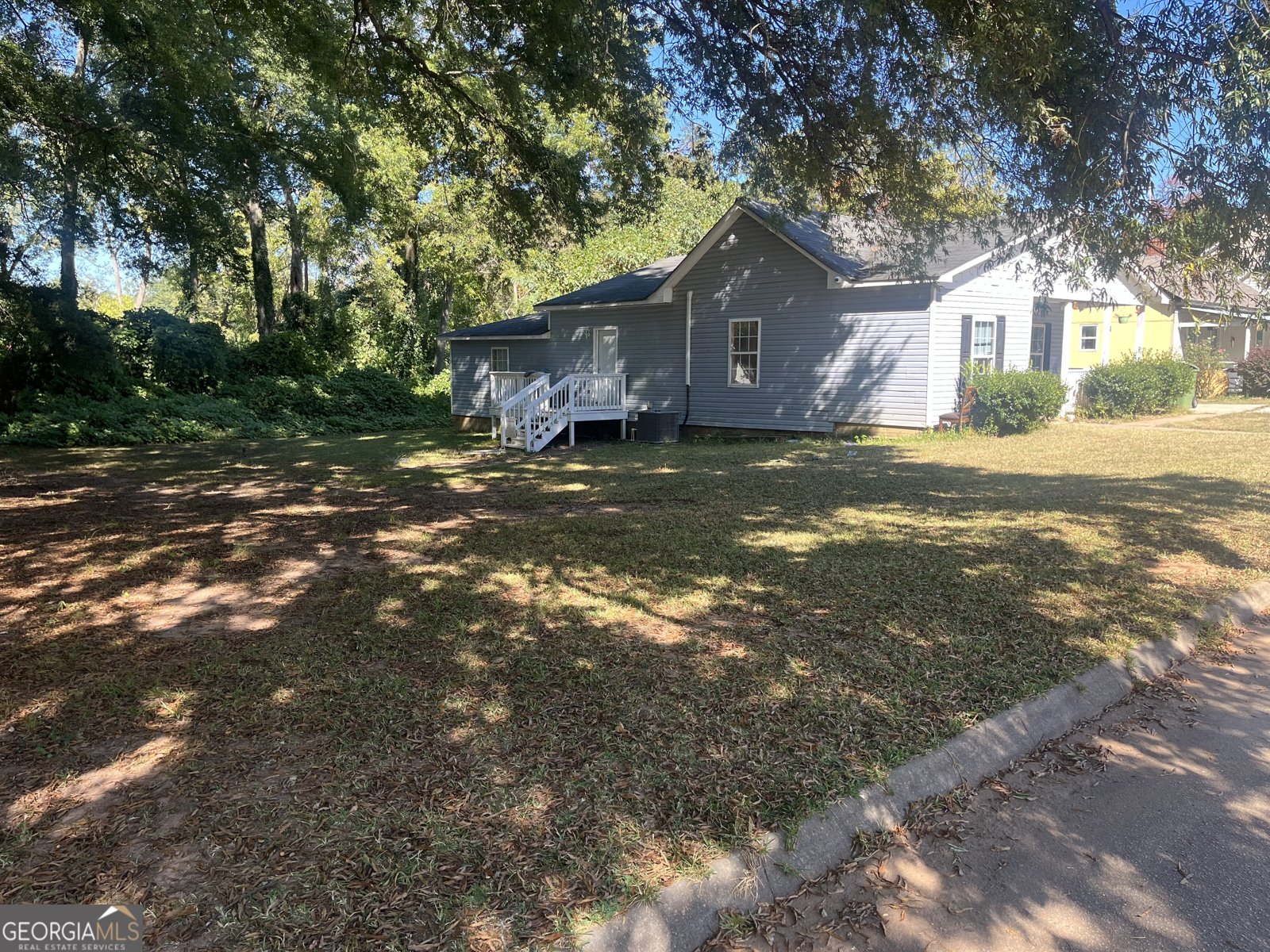 1127 Thompson Street Griffin - 2