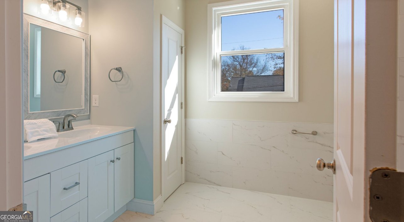 1133 Oak Knoll Terrace Atlanta - 33