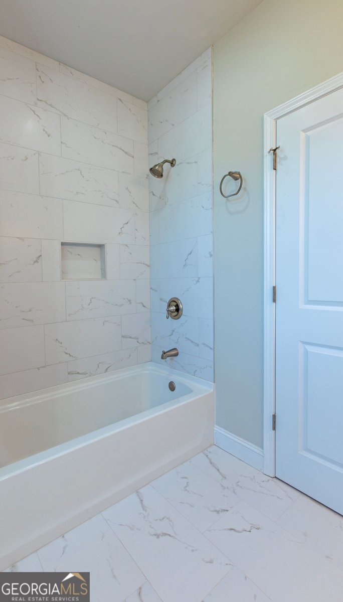 1133 Oak Knoll Terrace Atlanta - 34