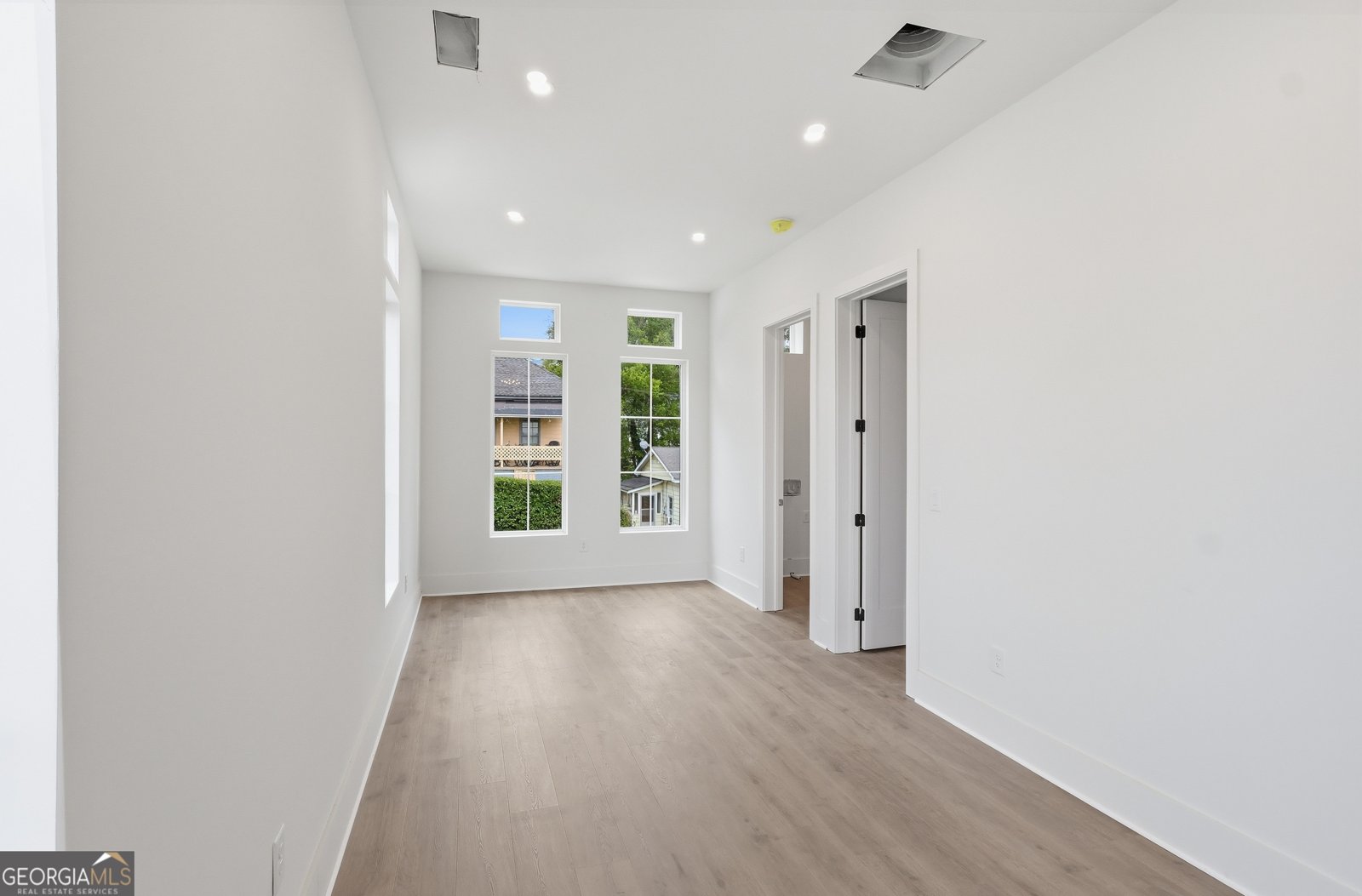 172 Railroad Street Canton - Photo 17