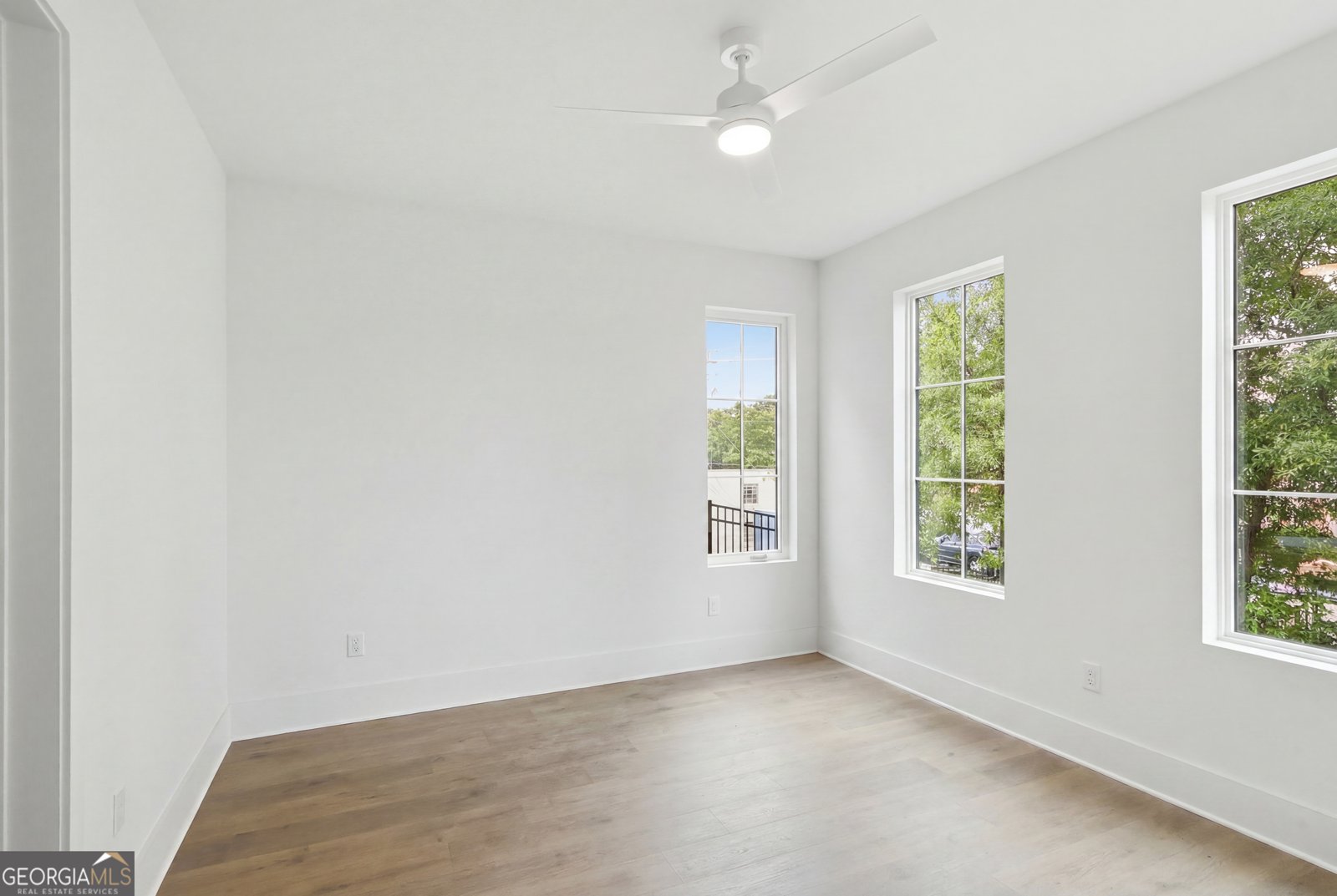 172 Railroad Street Canton - Photo 30
