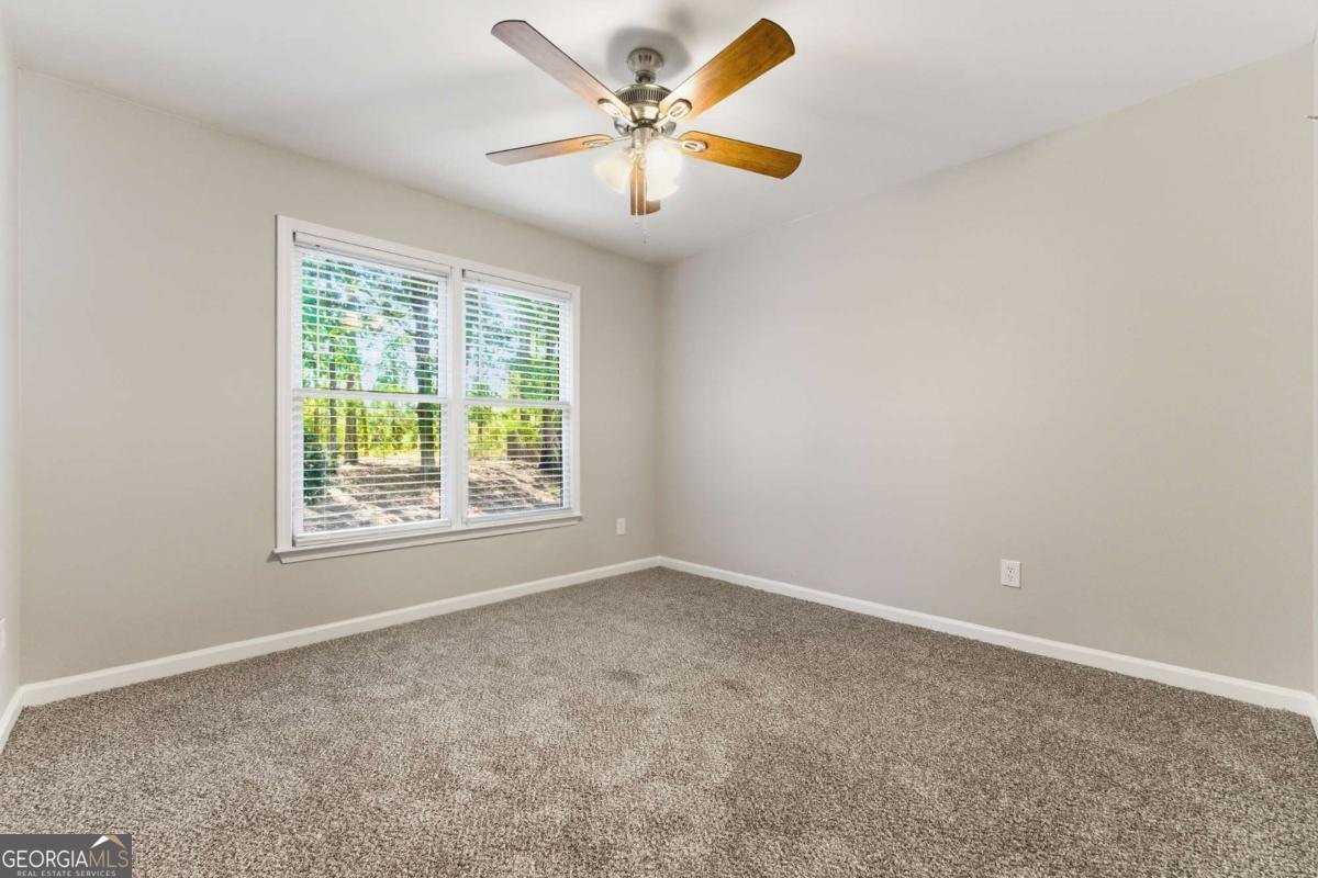 327 Ironhill Trace Woodstock - 7