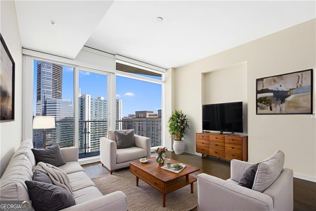 3325 Piedmont Road Atlanta - 12