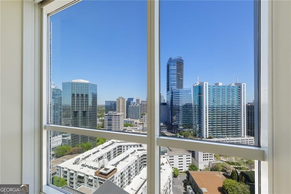 3325 Piedmont Road Atlanta - 23