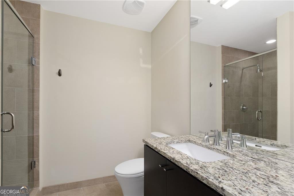 3325 Piedmont Road Atlanta - 24