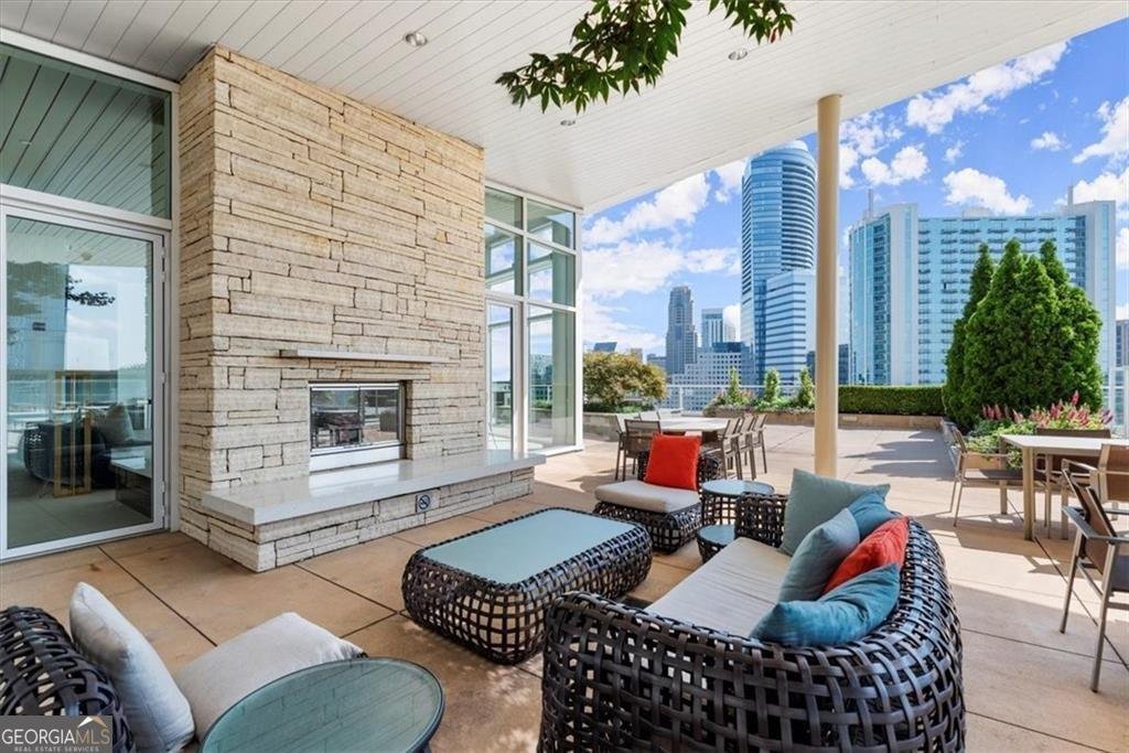 3325 Piedmont Road Atlanta - 35