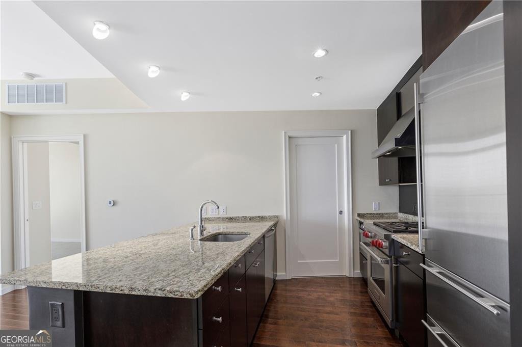 3325 Piedmont Road Atlanta - 6