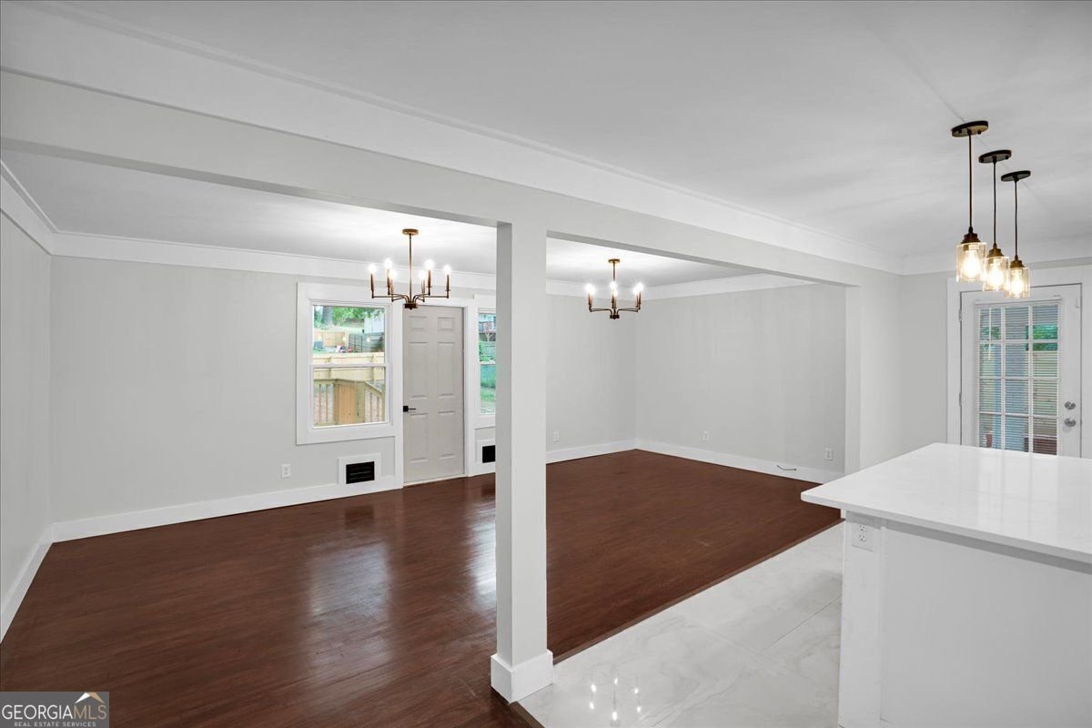 2271 Cresta Drive Decatur - 5
