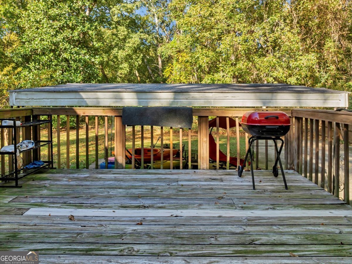 1181 Sandy Beach Drive Macon - 21