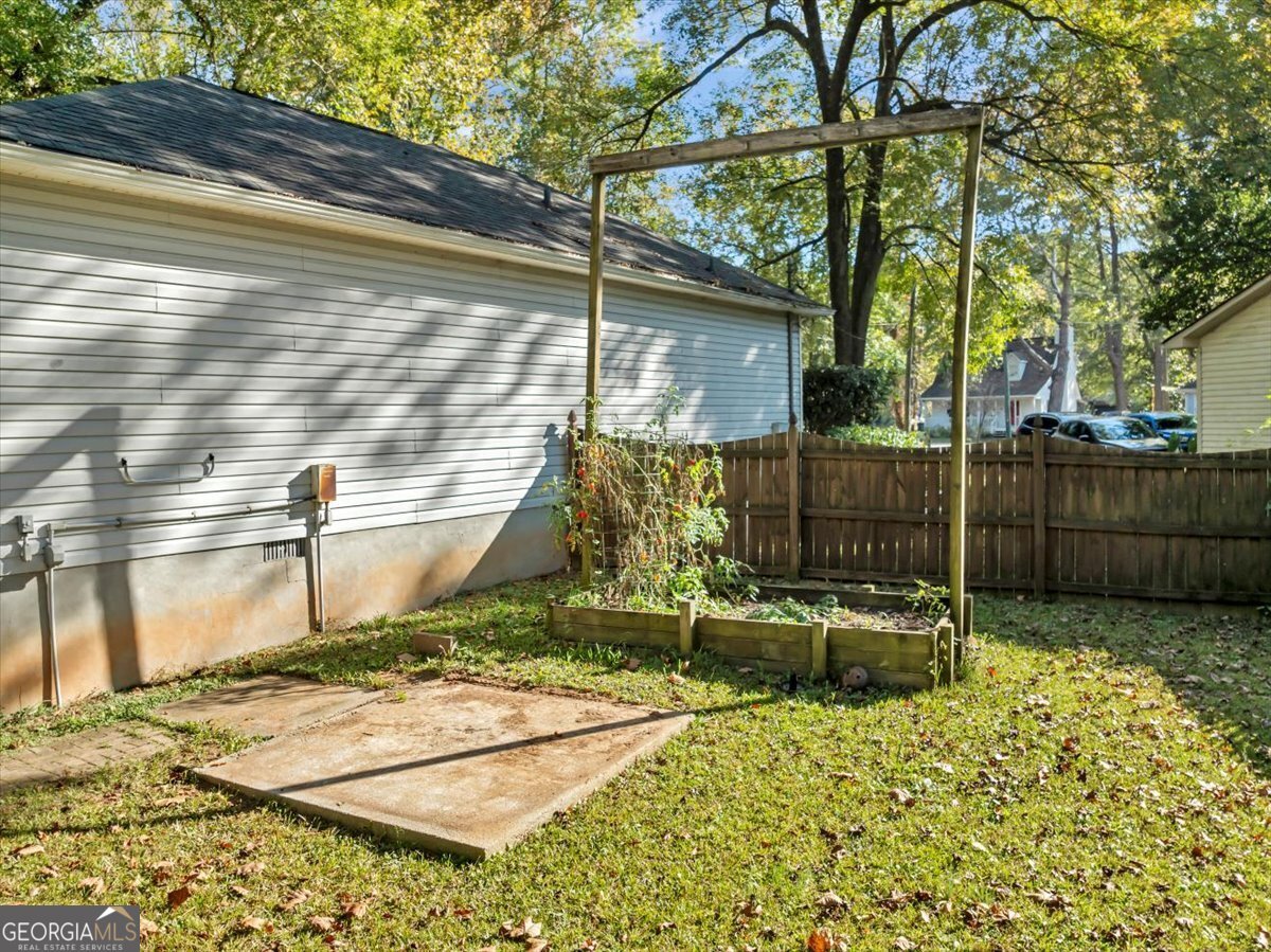 1181 Sandy Beach Drive Macon - 29