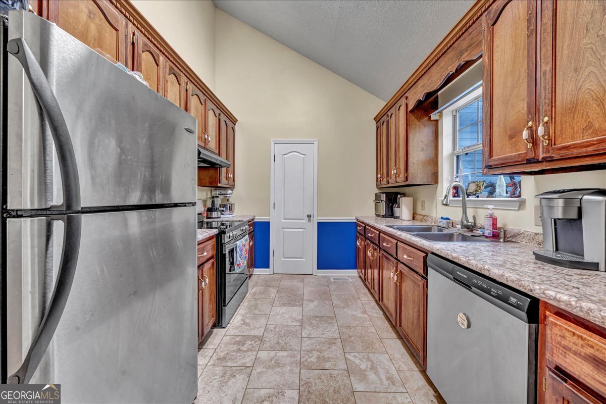 1181 Sandy Beach Drive Macon - 7