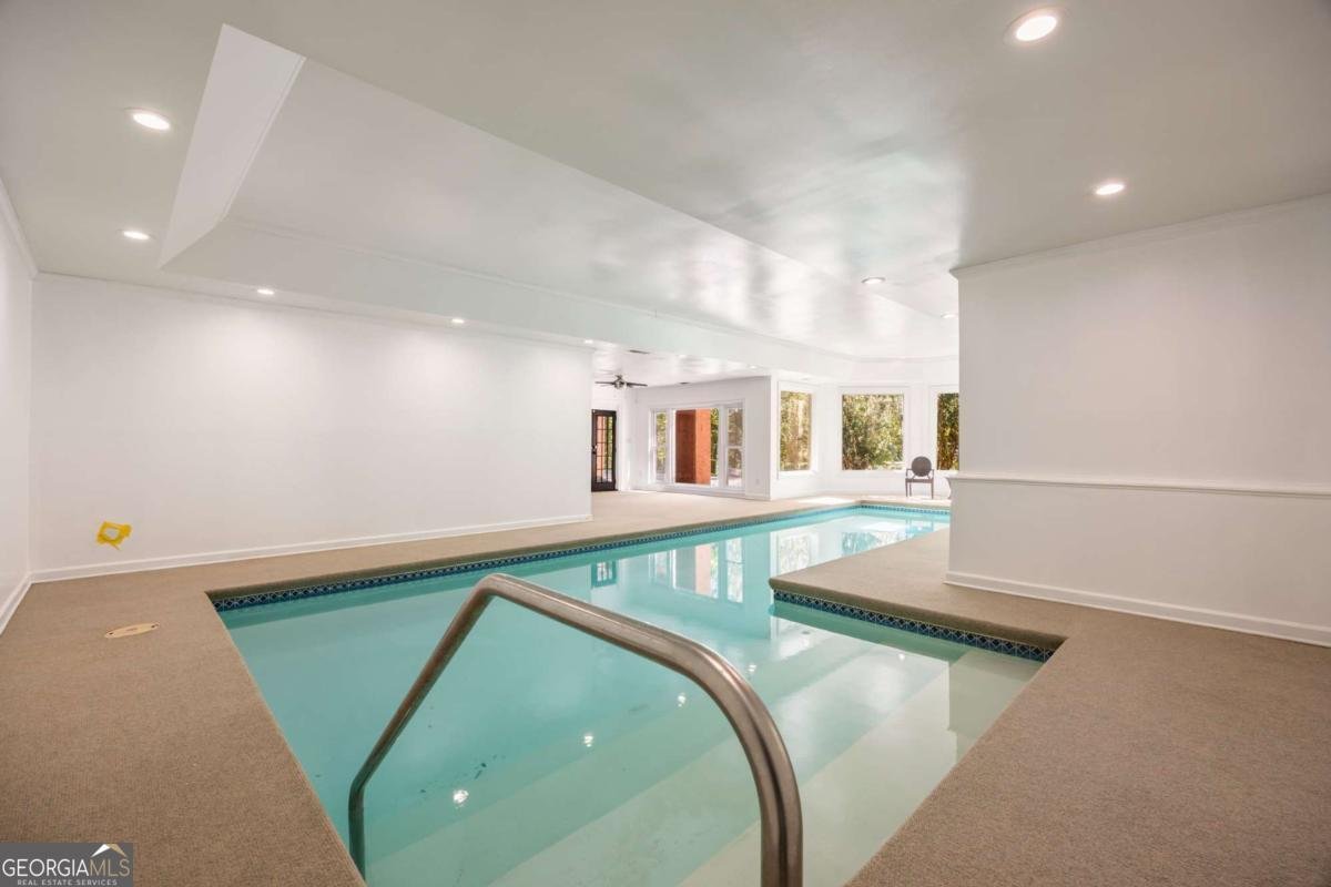 300 Island Cove Drive Newnan - 1