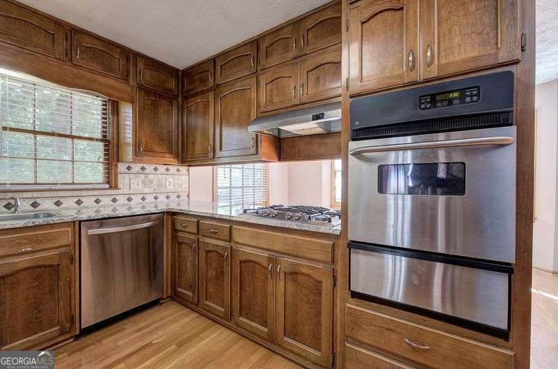 260 Spring Ridge Drive Roswell - 17