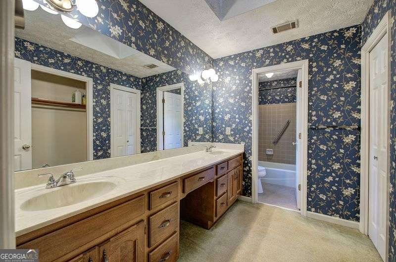 260 Spring Ridge Drive Roswell - 25