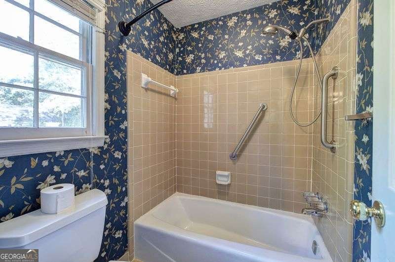 260 Spring Ridge Drive Roswell - 26