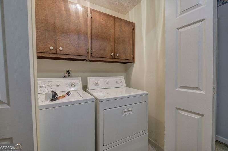 260 Spring Ridge Drive Roswell - 36