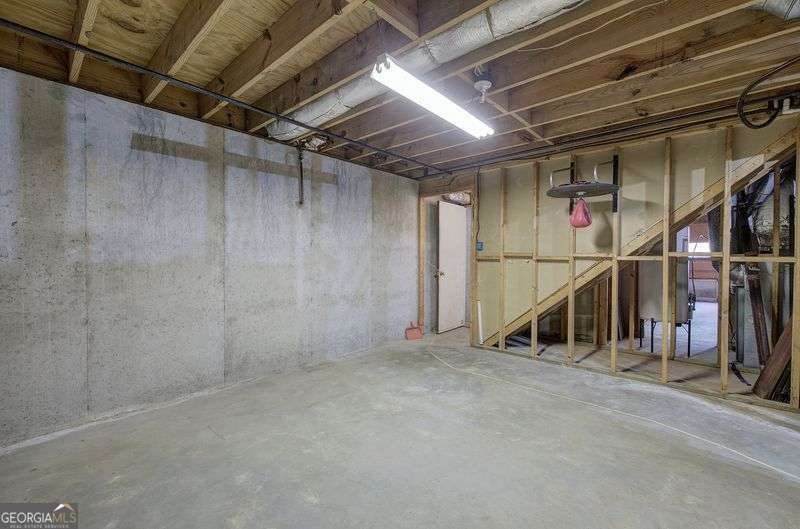 260 Spring Ridge Drive Roswell - 40