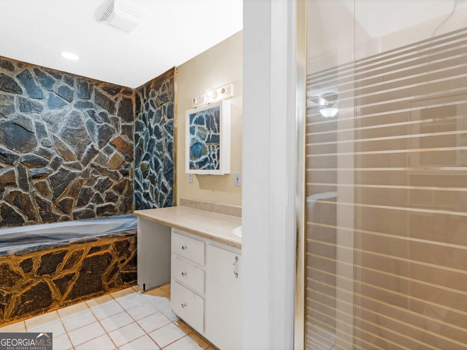 4939 Highway 19 Zebulon - 29