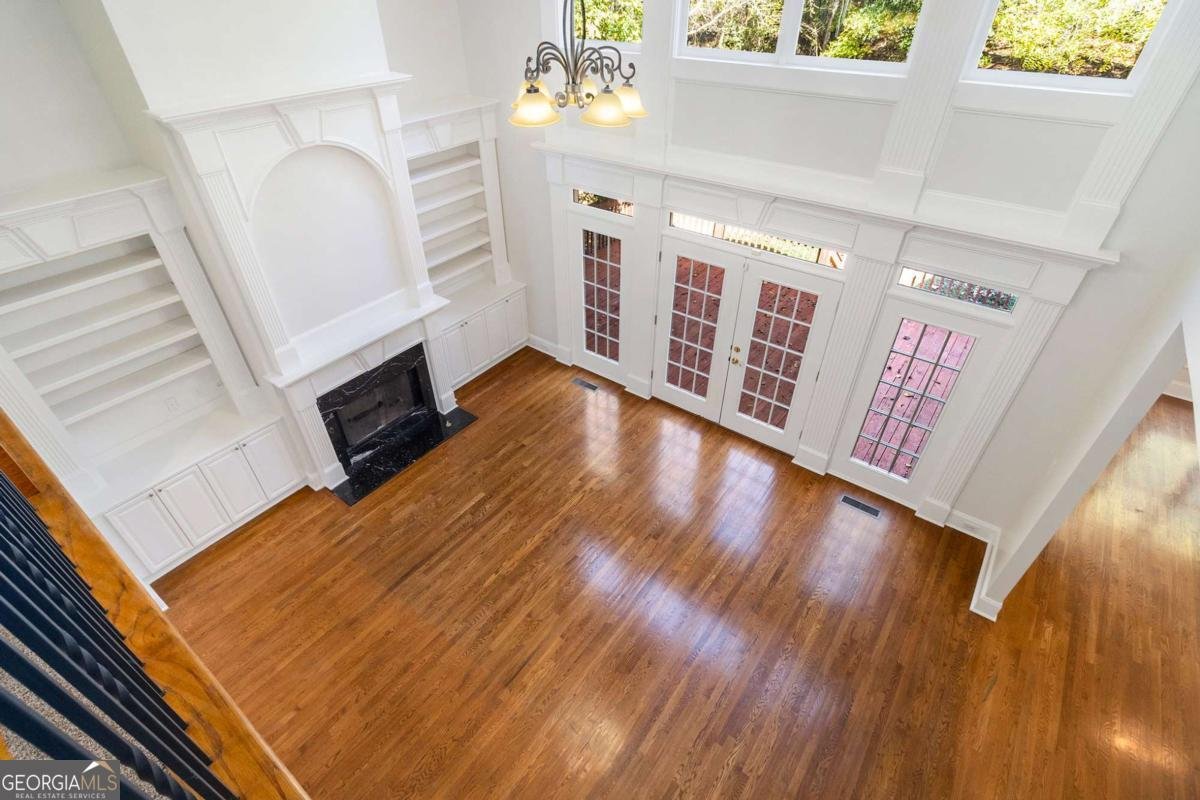 345 Lake Bend Court Alpharetta - 3