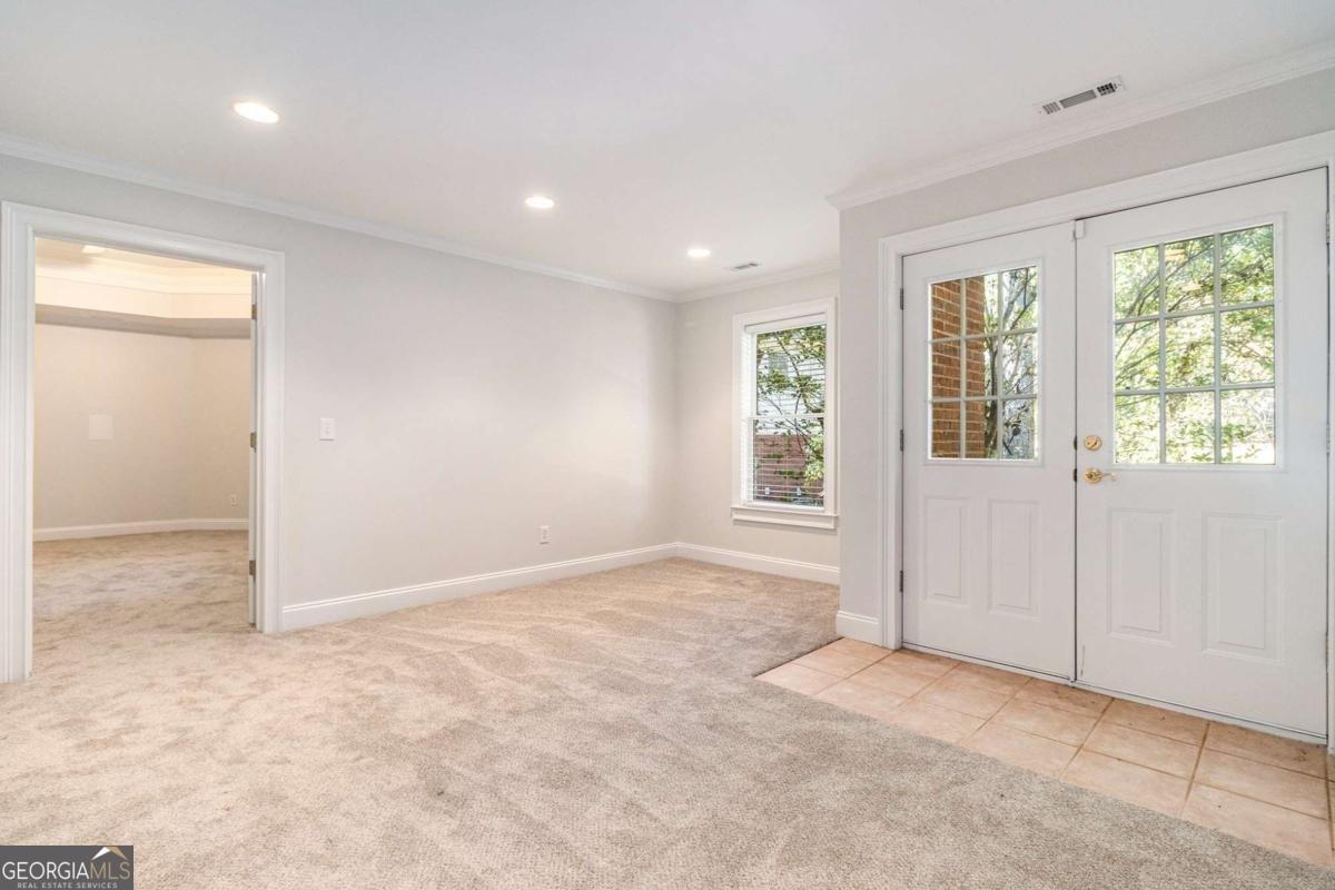 345 Lake Bend Court Alpharetta - 34