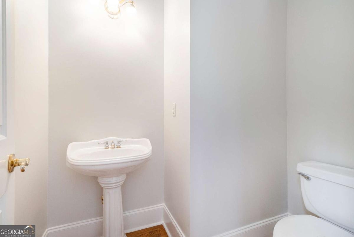 345 Lake Bend Court Alpharetta - 44